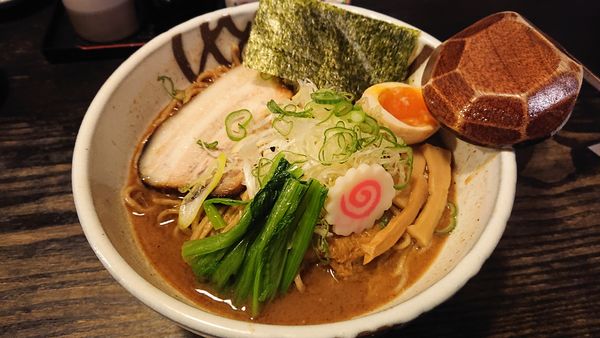 「花そば(醤油)+大盛」@中華そば 花菱の写真