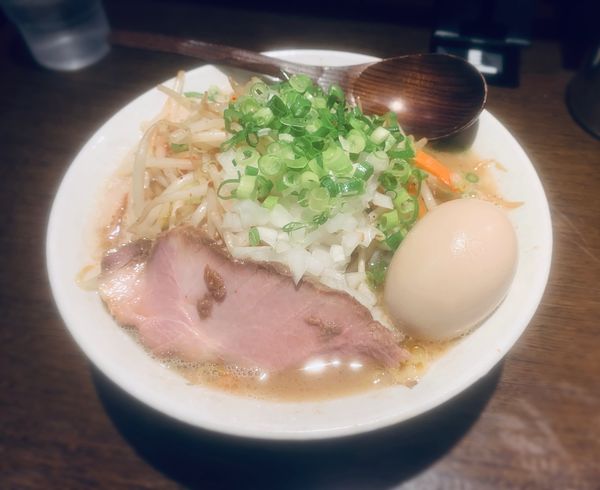 「むさ流豚骨（並￥840）＋味玉（￥110）」@麺処 むささんじんの写真