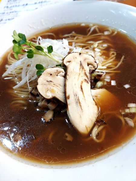 「はまぐり×まつたけラーメン・正油」@麺酒処 ふくろうの写真
