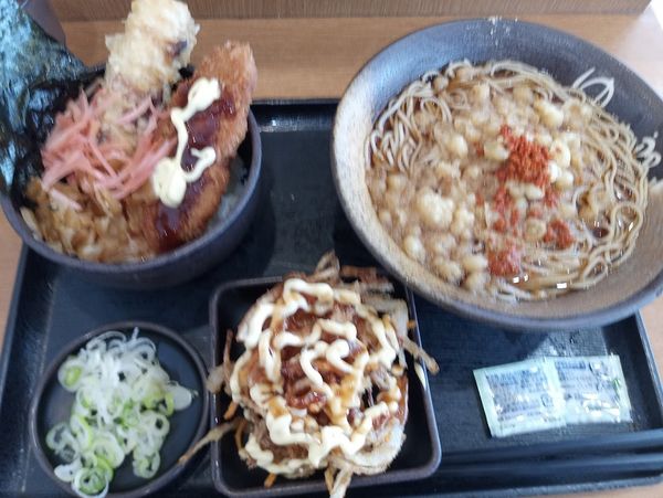 「ミニのり弁セット620円(かき揚げ130円はクーポンで無料)」@ゆで太郎 柏名戸ヶ谷店の写真