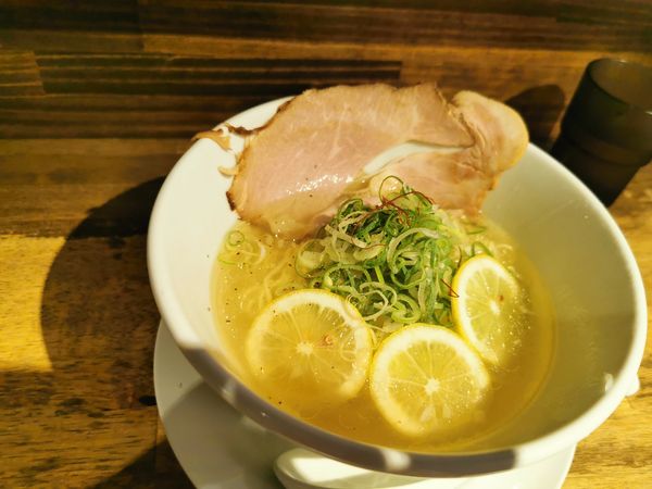 「檸檬塩そば」@麺や 轍の写真