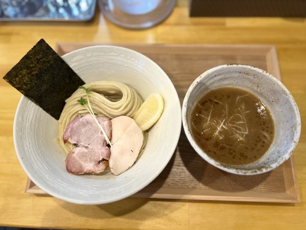 「鶏魚介つけめん(並盛150g)980円」@MENYA NAKAGAWAの写真