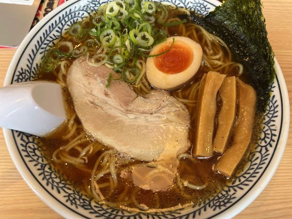「大盛熟成醤油ラーメン　麺硬め」@丸源ラーメン 入間インター店の写真