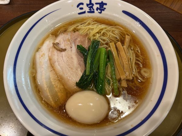 「味玉煮干醤油ラーメン　麺硬め」@三宝亭 与野本町店の写真