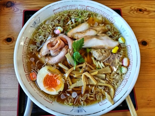 「平打ち中華　魚ダシ」@めん屋 みの家の写真