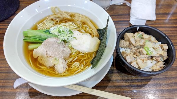 「醤油+チャーシュー丼（セット）」@麺屋 空海 大船ルミネウィング店の写真