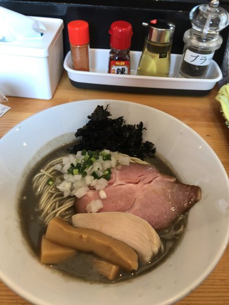 「濃厚煮干らーめん➕和え玉」@煮干らーめん 川むらの写真