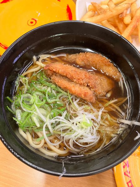 「こく旨マグロ醤油ラーメン380円」@スシロー 千葉寺店の写真