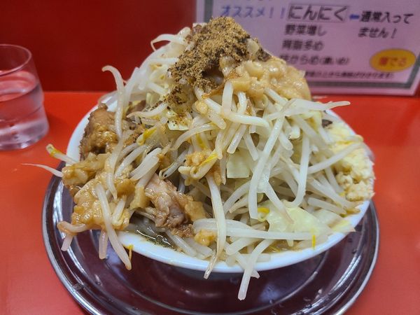 「小豚ラーメン」@麺でる 戸越店の写真
