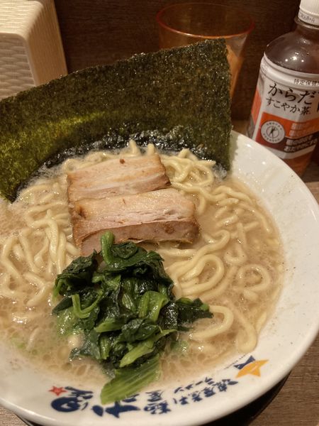 「弐星流家系ラーメン・大盛り（８５０円）」@濃厚煮干しラーメン 麺屋 弐星 六甲道店の写真