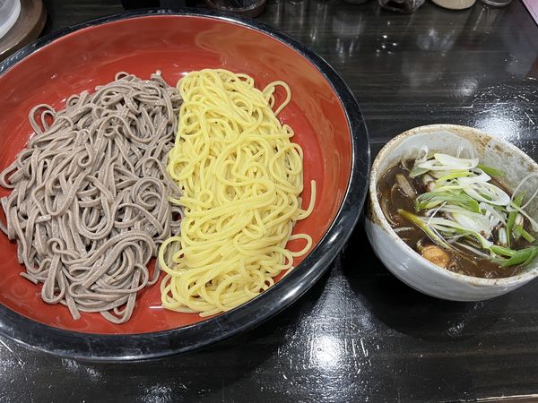 「肉つけ麺二種盛2玉（中華、そば、冷）」@麺屋 神楽の写真