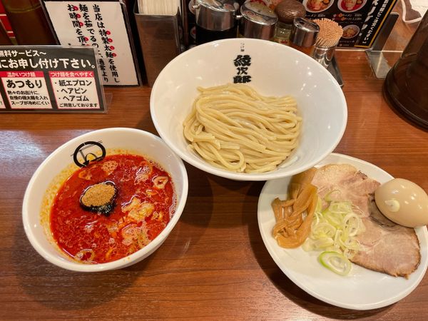 「特製辛つけ麺」@つけ麺 紋次郎 大阪駅前第二ビル店の写真