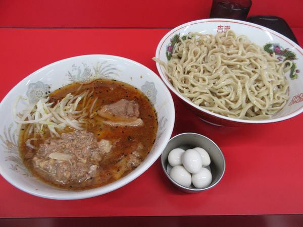 「小ラーメン（７５０円）＋つけ麺変更１５０円＋うずら１００円」@ラーメン二郎 ひたちなか店の写真