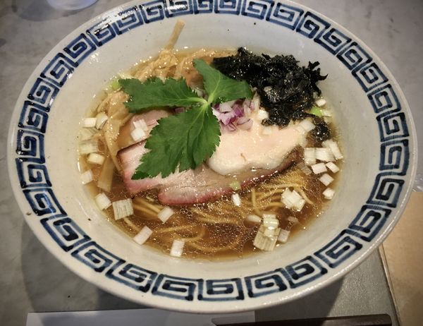 「鶏と貝出し中華そば(900¥)」@八二軒の写真