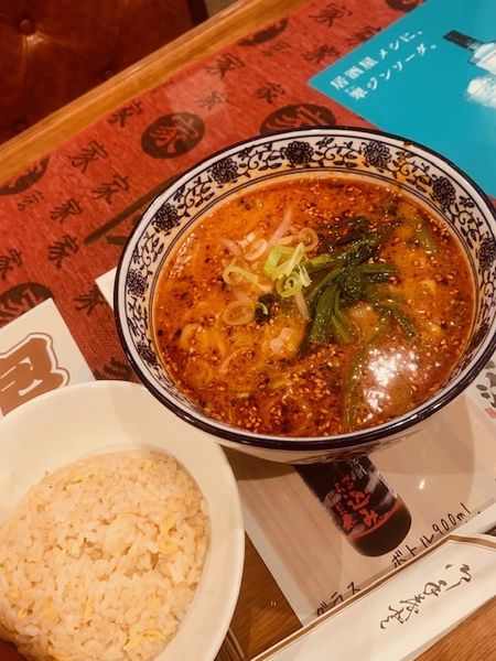 「担々麺・半炒飯（日替り） 800円」@喜家酒館の写真