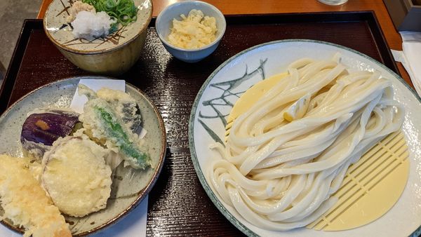 「つけうどん、野菜天、海老天」@たかしまの写真