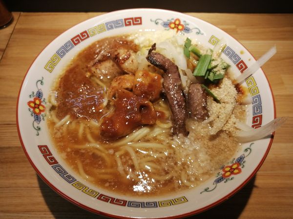 「スタホル麺 830円」@スタミナホルモン麺 すたほるの写真