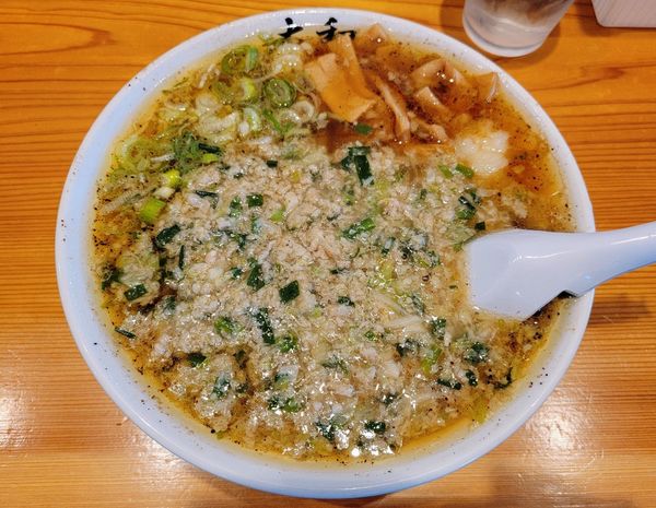「餃子ラーメン + ニンニク」@佐野青竹手打ちラーメン 大和の写真