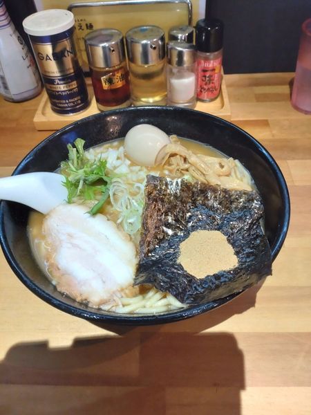 「こってりらーめん　太麺大盛　味玉」@ふかや女子流 アイモの写真