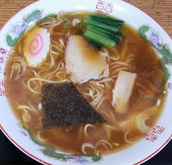 「ラーメン４５０円」@伊勢屋の写真