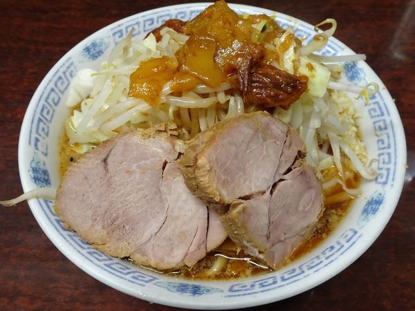 「小ラーメン（800円）＋つけ味（150円）野菜ニンニクアブラ」@ラーメン二郎 めじろ台店の写真