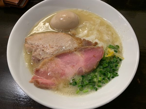 「とりそば　味玉トッピング」@ラーメン屋 ステイゴールドの写真