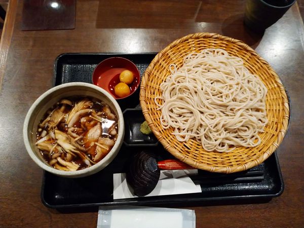 「豚キノコつけ汁そば（950円）」@SOBA DINING 結月庵 大崎シンクパーク店の写真
