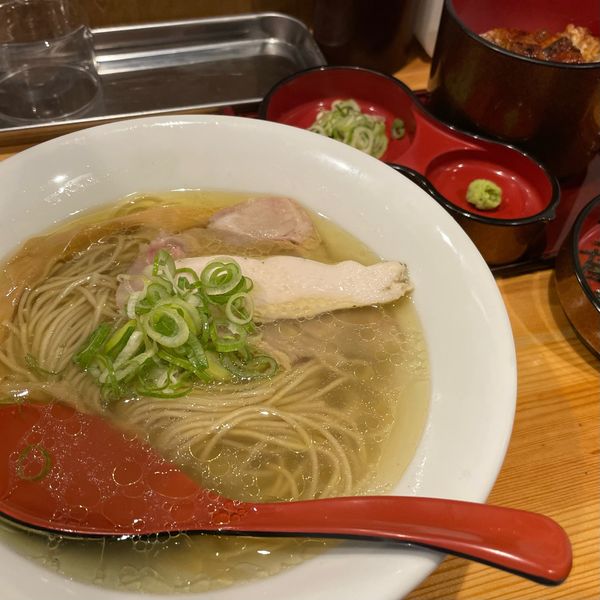 「昼セット(塩ラーメン・ひつまぶし)」@自家製麺 竜葵の写真