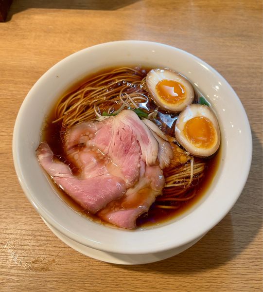 「醤油+煮玉子(850円)」@麺や 煌の写真
