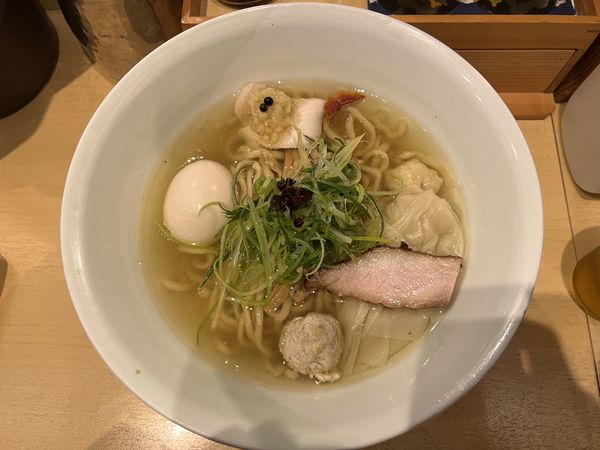 「特製塩そば」@饗 くろ㐂の写真