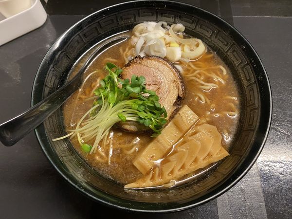 「正油あらびきラーメン 980円」@ボニート・ボニートの写真