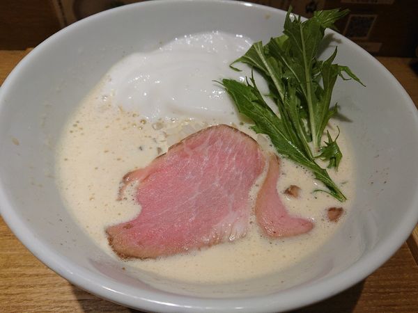 「ふく流らーめん（８８０円）」@ふく流らーめん 轍 東京高田馬場本店の写真