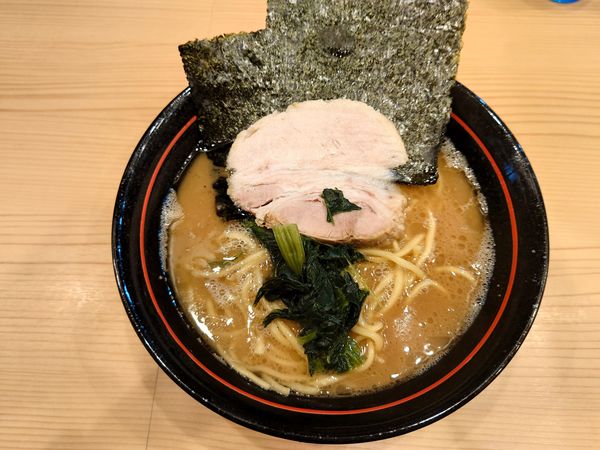 「醤油ラーメン￥650＋ライスサービス」@家系 麺場寺井の写真