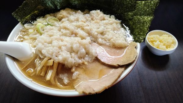 「ラーメン+ニンニク･海苔･身入りトリプル」@手打ち中華そば 酒田の写真