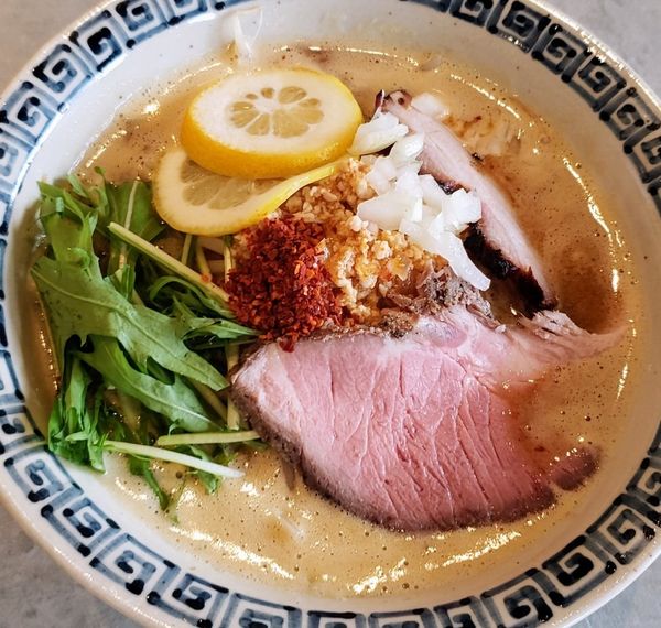 「辛味噌らーめん（辛口）９２０円」@八二軒の写真