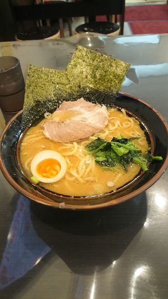 「ラーメン　麺固め　濃いめ　油多め」@横浜家系ラーメン 並木家の写真