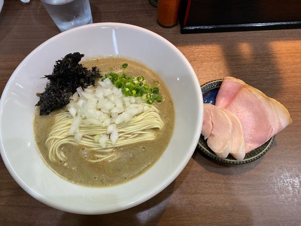 「濃厚煮干しそば」@Noodle&Spice curry 今日の1番の写真