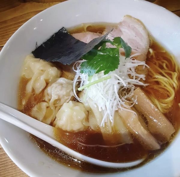 「特製ワンタン麺」@麺や ほころびの写真