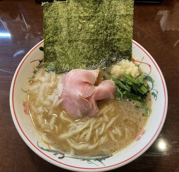 「豚骨醤油ラーメン 850円」@こいけのいえけいの写真