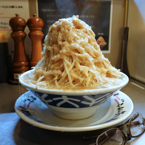 「らーめん 並 780円（野菜マシマシ・アブラマシマシ）」@らーめん大 蒲田店の写真