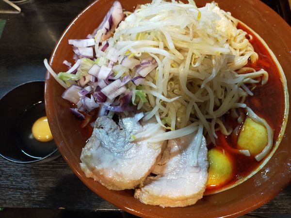 「【限定】トムヤムタイツ君大1350円+生卵50円」@豚星。の写真