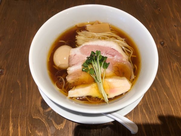 「味玉醤油らーめん」@麺屋鈴春の写真