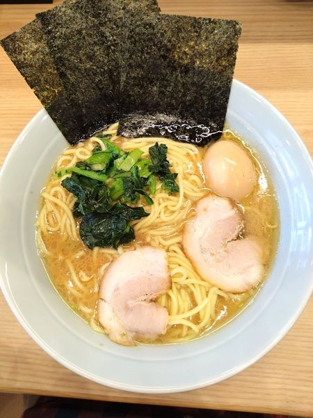 「味玉ラーメン」@ラーメン たかし屋 犢橋店の写真