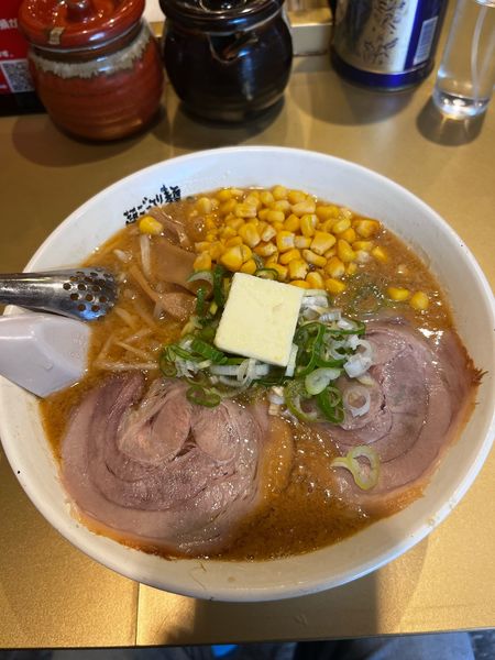「味噌バターコーンラーメン」@超ごってり麺 ごっつ 新小岩店の写真