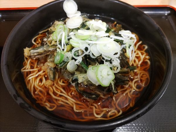 「ニラ天ラーメン」@よもだそば 銀座店の写真