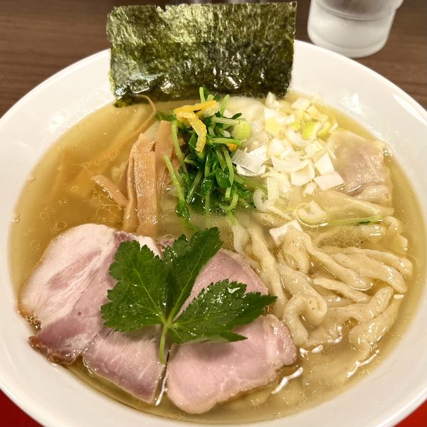 「手打ちわんたん麺（塩）」@中華そば 麦笑 本所吾妻橋店の写真