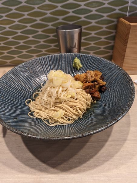 「ネギ塩和え玉+(塩ラーメン+梅しそ)」@鶯屋の写真