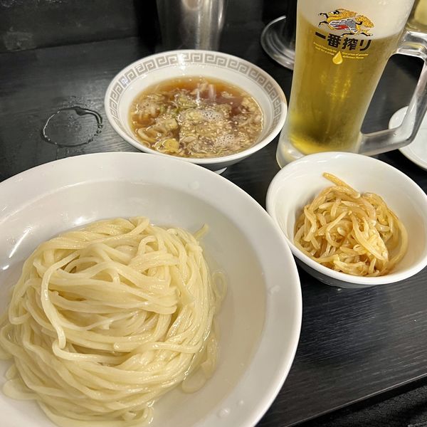 「つけ麺＋手打ち餃子＋生ビール」@中国手打拉麺 馬賊 浅草本店の写真