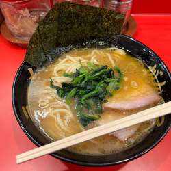 ラーメン並【850円】