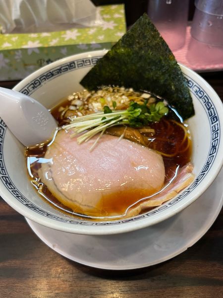 「醤油ラーメン」@稲荷屋の写真